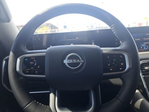 Certified 2025 Nissan Armada SV image 19