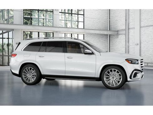 New 2026 Mercedes-Benz GLS 580 4MATIC image 14