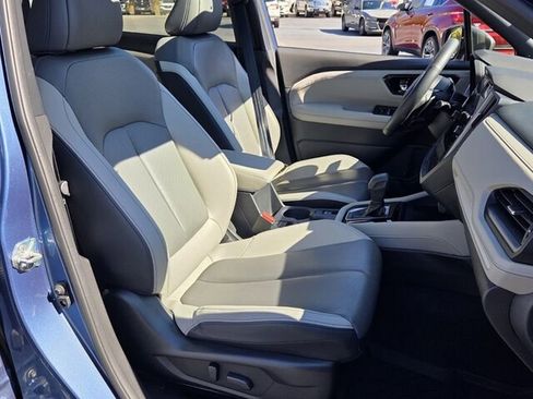 Used 2025 Subaru Forester Limited image 19