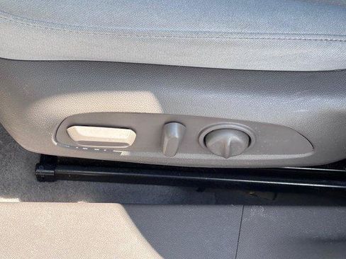 Used 2022 Chevrolet Malibu LT FWD image 17