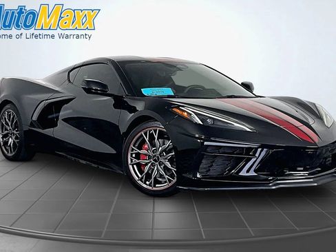 Used 2024 Chevrolet Corvette Stingray Coupe RWD image 5