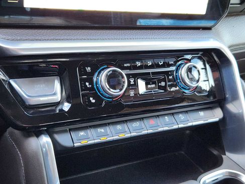 Used 2023 GMC Sierra 1500 Denali w/ Denali Reserve Package image 23