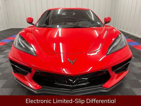 Used 2021 Chevrolet Corvette Stingray Preferred Cpe w/ Z51 Performance Package RWD image 11