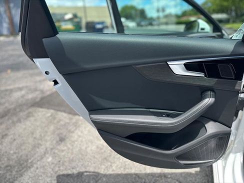 Used 2024 Audi A4 2.0T Premium Plus image 13