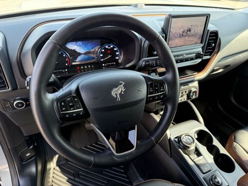 Used 2024 Ford Bronco Sport Outer Banks w/ Tech Package image 20