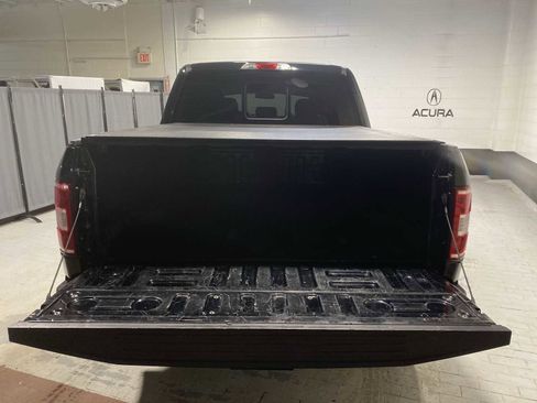 Used 2018 Ford F150 XLT w/ Equipment Group 302A Luxury image 19