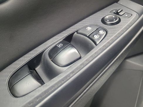 Used 2023 Nissan Sentra SV FWD image 27