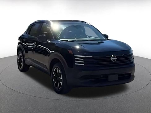 Used 2026 Nissan Kicks SV w/ Cold Weather Package AWD/4WD image 3