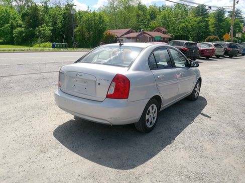 Used 2009 Hyundai Accent GLS w/ Popular Equipment Pkg 5 FWD image 14