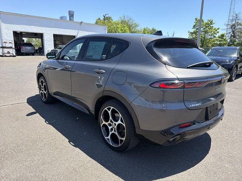Used 2024 Alfa Romeo Tonale Veloce AWD/4WD image 3
