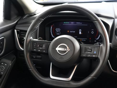 Used 2024 Nissan Rogue Platinum w/ Platinum Premium Package AWD/4WD image 10