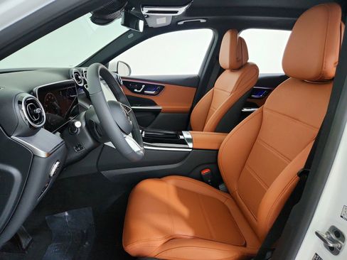 New 2026 Mercedes-Benz GLC 300 image 7