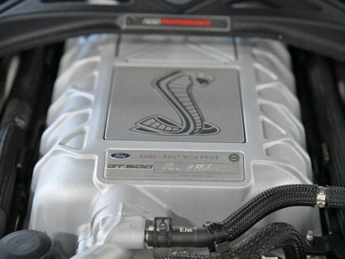 Used 2020 Ford Mustang Shelby GT500 w/ Carbon Fibre Track Pack RWD image 26