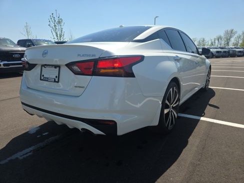 Used 2020 Nissan Altima 2.0 Platinum image 8