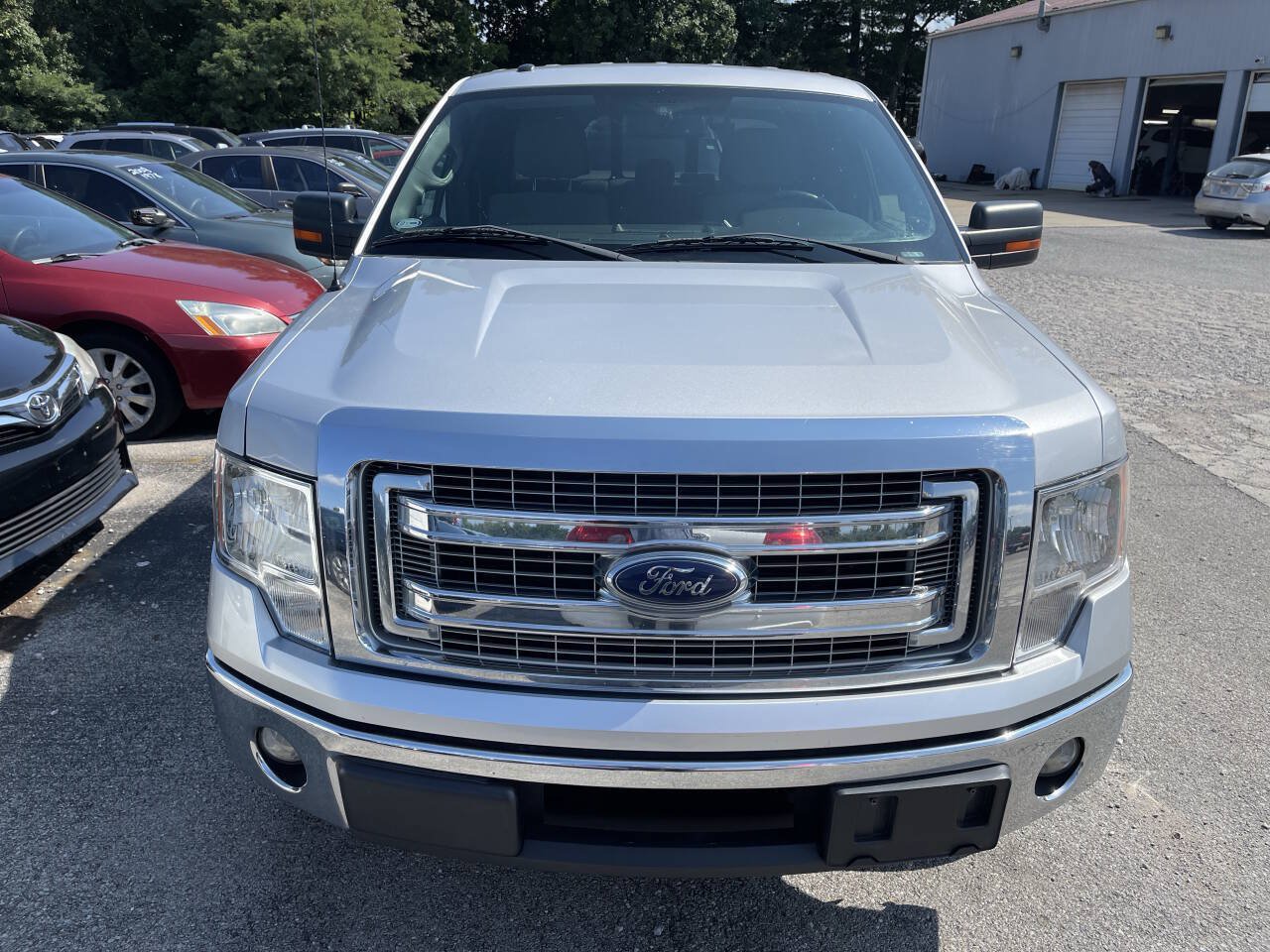 Used 2013 Ford F150 XLT w/ Luxury Equipment Group RWD image 3