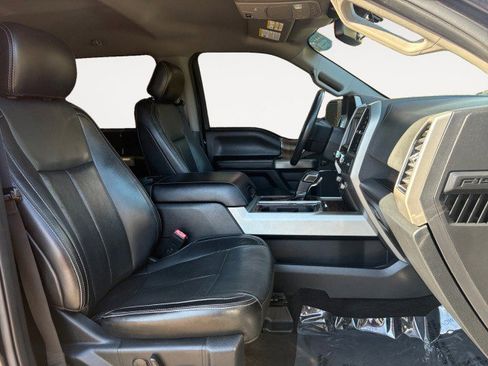 Used 2020 Ford F150 Lariat image 8