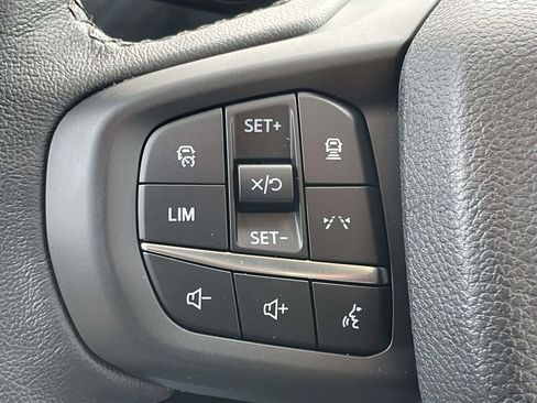 Used 2024 Ford Ranger Lariat w/ FX4 Off-Road Package image 10