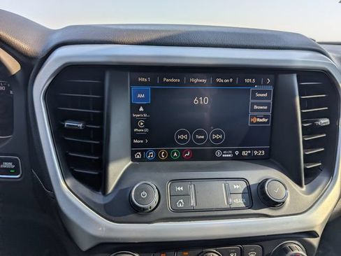 Used 2021 GMC Acadia SLT w/ Elevation Edition AWD/4WD image 23