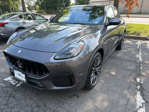 Used 2023 Maserati Grecale Modena AWD/4WD image 2