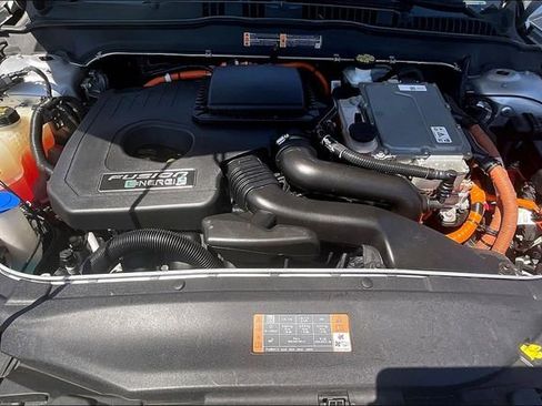 Certified 2019 Ford Fusion Energi Titanium image 10