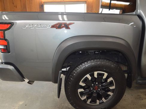 Used 2024 Nissan Frontier PRO-4X w/ Pro Convenience Package image 15