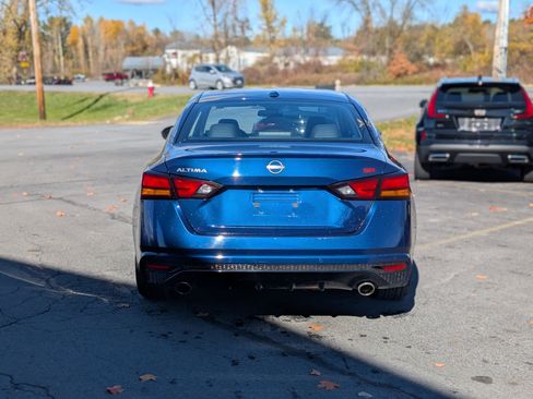 Used 2023 Nissan Altima 2.5 SR image 9