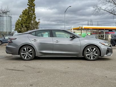Used 2022 Nissan Maxima SV w/ Floor Mat Group