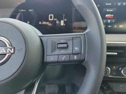 Used 2025 Nissan Kicks SV w/ Charging Package image 24