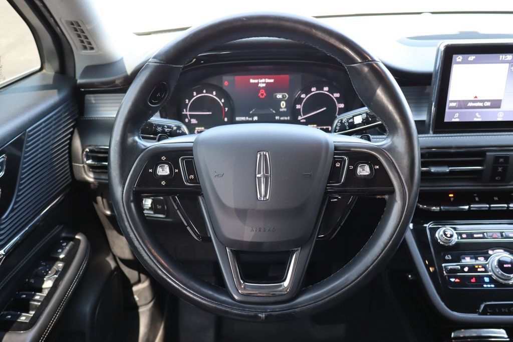 Used 2020 Lincoln Corsair AWD w/ Premium Package image 24