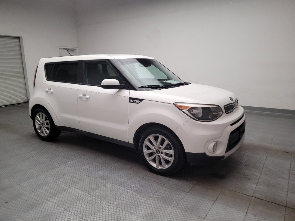 Used 2019 Kia Soul + FWD image 11