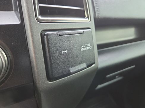 Used 2019 Ford F150 Raptor w/ Equipment Group 802A Luxury image 21