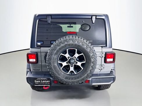 Used 2021 Jeep Wrangler Unlimited Rubicon w/ Cold Weather Group AWD/4WD image 6