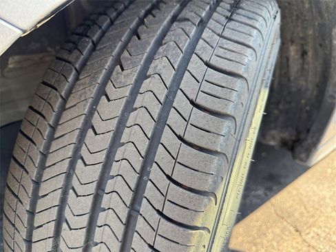 Certified 2025 Honda Civic Sport image 24