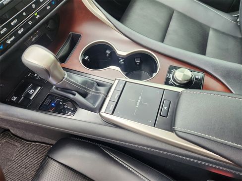 Used 2022 Lexus RX 350 FWD w/ Premium Package image 20