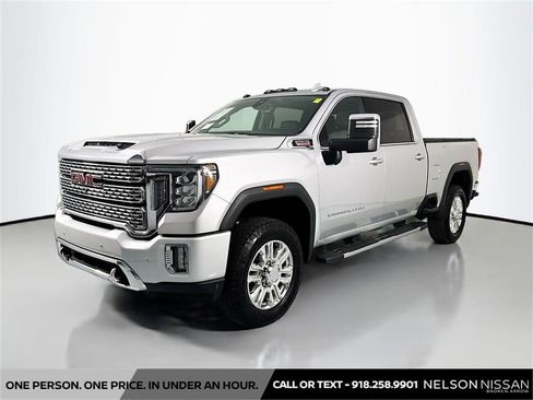 Used 2020 GMC Sierra 3500 Denali w/ Denali Ultimate Package image 1