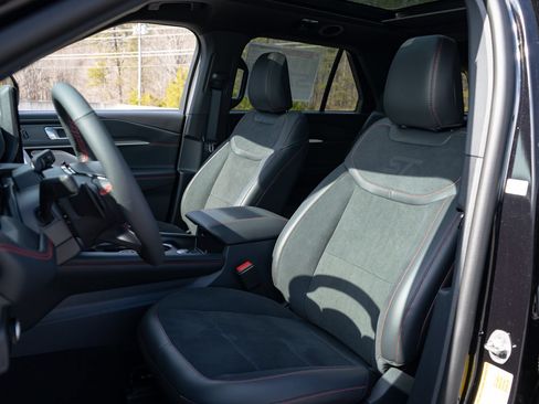 New 2026 Ford Explorer ST w/ Sun And Sound Package AWD/4WD image 28