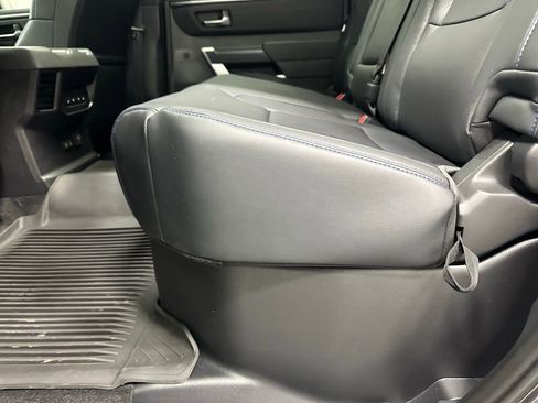 Used 2025 Toyota Tundra Platinum w/ TRD Off-Road Package AWD/4WD image 48
