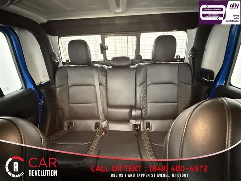 Used 2022 Jeep Gladiator Overland AWD/4WD image 13