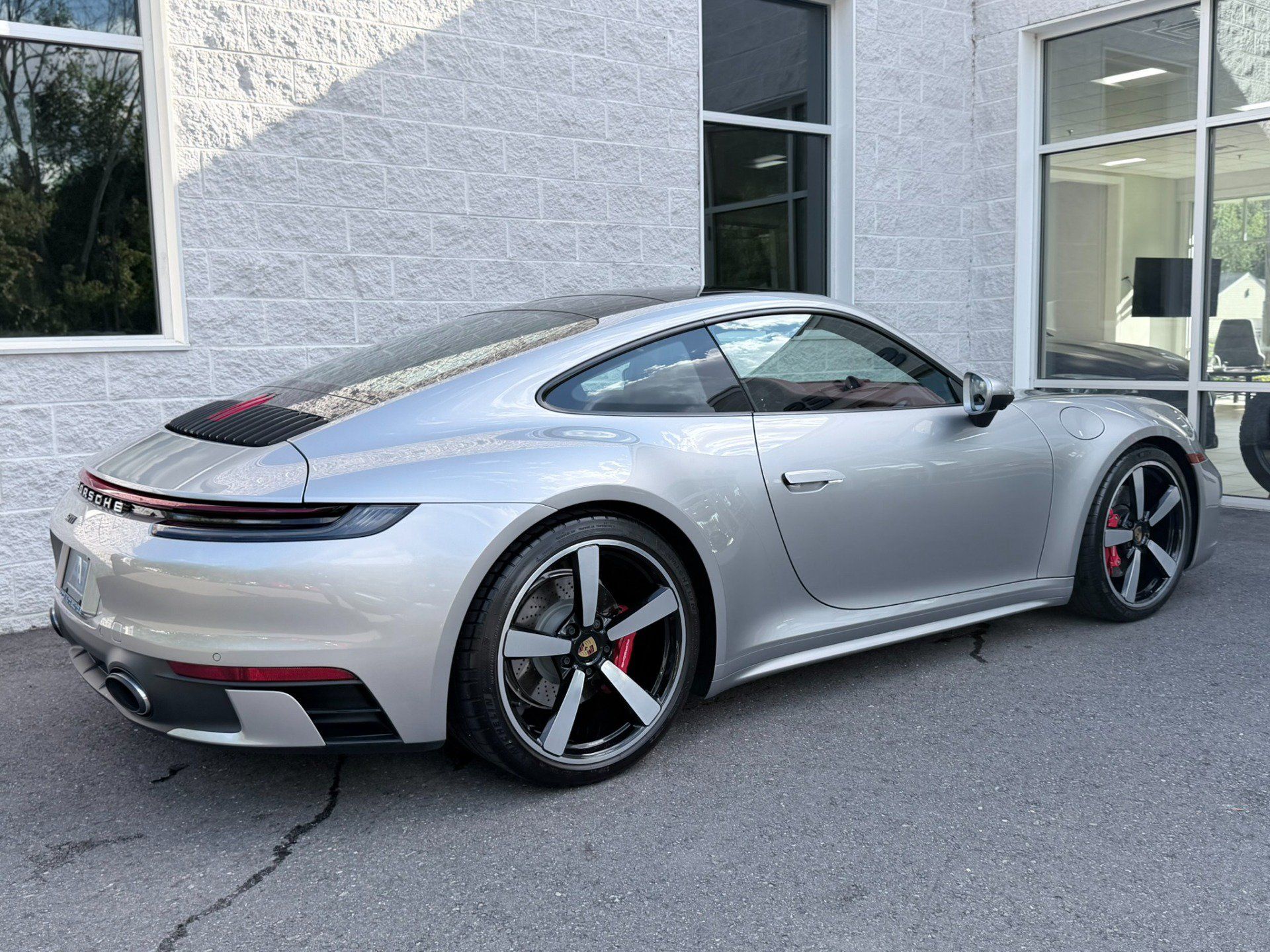 Used 2023 Porsche 911 Carrera S RWD image 43
