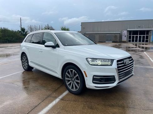 Used 2019 Audi Q7 3.0T Prestige w/ Prestige Package AWD/4WD image 3