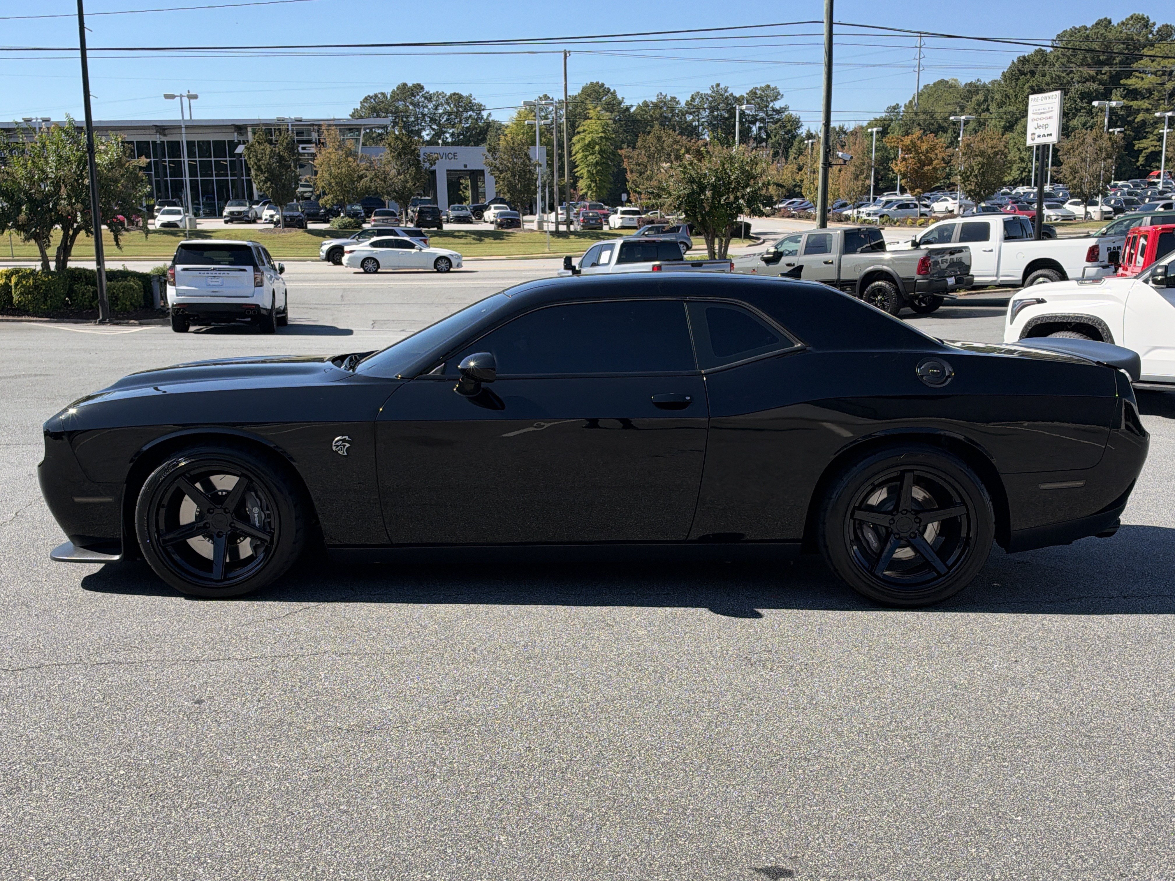Used 2020 Dodge Challenger SRT Hellcat w/ Plus Package RWD image 4