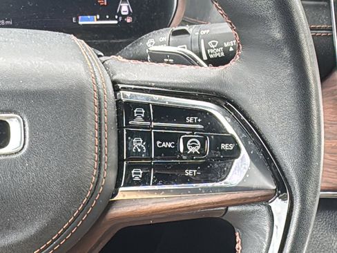 Used 2023 Jeep Grand Cherokee Summit w/ Adv Protech Group IV image 24