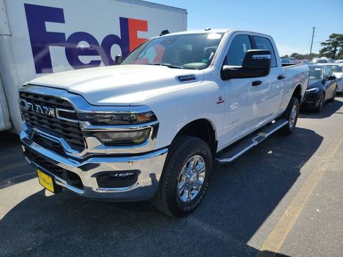 Used 2025 RAM 2500 Big Horn image 6