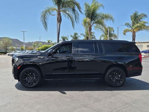 Used 2024 GMC Yukon XL Denali AWD/4WD image 7