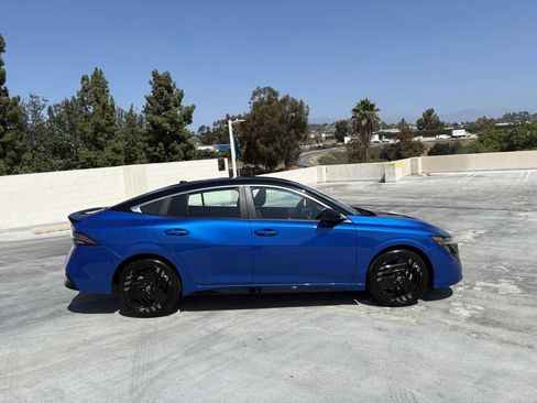 Used 2026 Nissan Sentra SR w/ Floor Mat Package FWD image 41