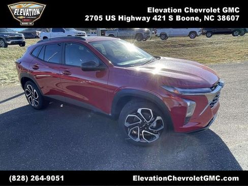 New 2026 Chevrolet Trax RS w/ Sunroof Package image 1