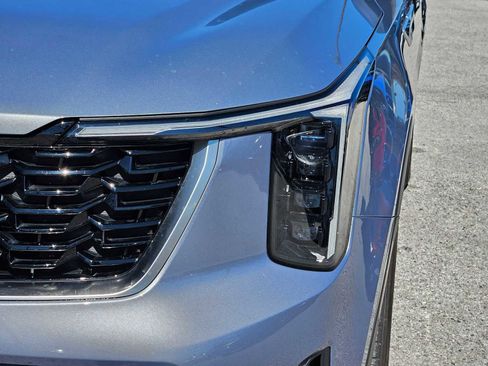 Certified 2025 Kia Sorento S image 11