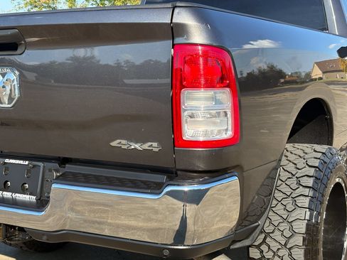 Used 2024 RAM 2500 Tradesman w/ Chrome Appearance Group AWD/4WD image 13