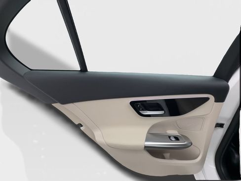 Used 2023 Mercedes-Benz C 300 Sedan image 25