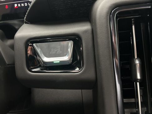 Used 2025 GMC Yukon AT4 Ultimate w/ LPO, Floor Liner Package image 25